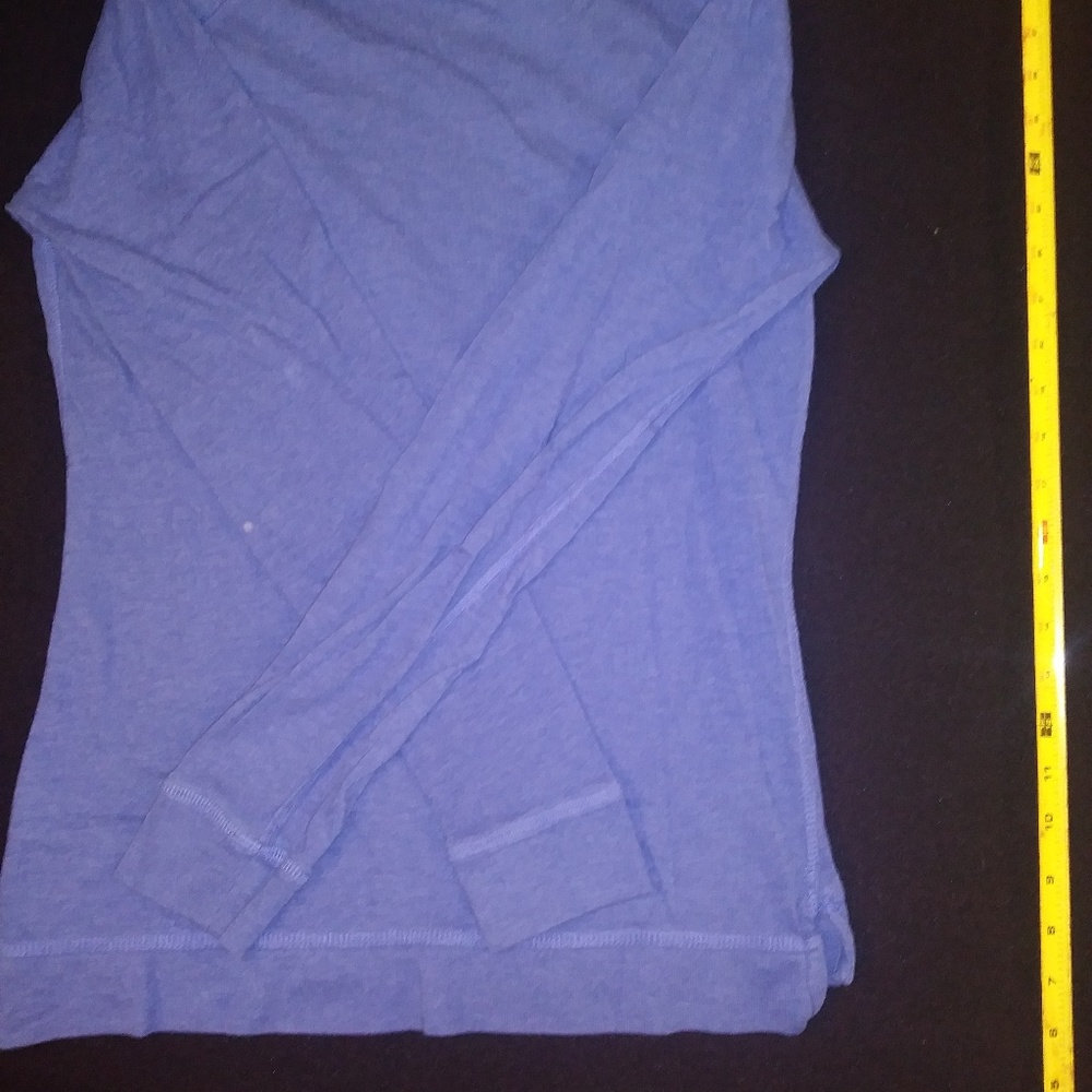 NHL ST.LOUIS BLUES HOCKEY LONG SLEEVE #6 - Picture 5 of 5